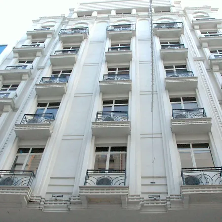 Yaztur فندق